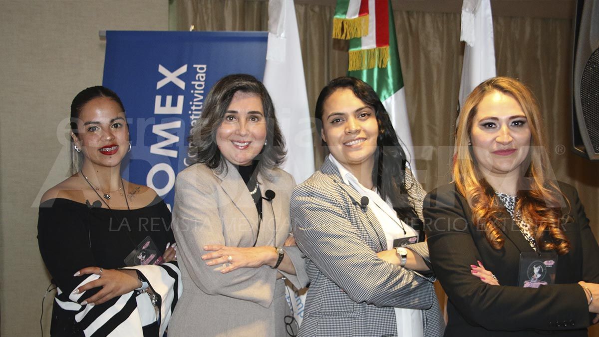 3er-foro-mujeres-aduaneras-15